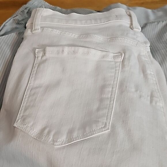 J BRAND Alana High-Rise White Ladder Lace Cropped Skinny Jeans Size 28 - Picture 12 of 12